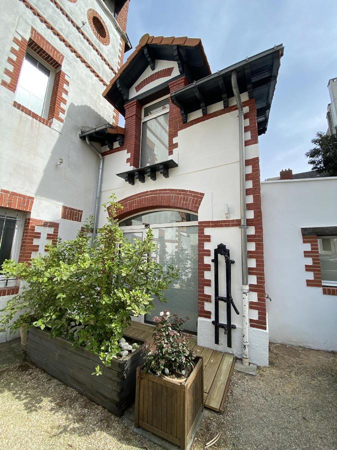 L'Ecrin Des Bords De L'Erdre - Les Maisons De Madeleine Villa Nantes Exterior photo